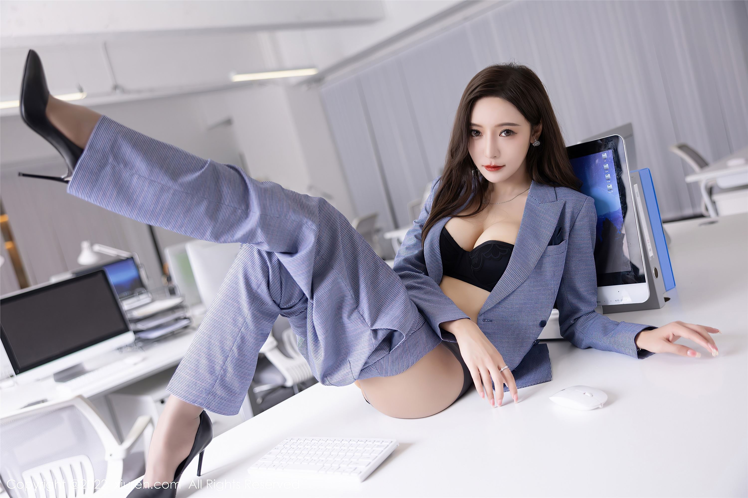 Xiuren秀人网 2022.09.22 NO.5629 王馨瑶yanni